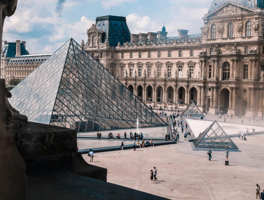 10 Facts You Didn’t Know About the Louvre Museum