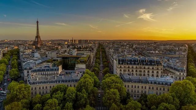 Best Season to Visit Paris: A Traveler’s Guide to Unforgettable Experiences