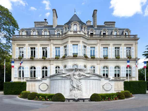Why a Champagne Day Trip from Paris Is Worth It