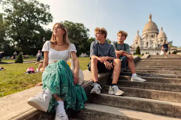Paris Travel Safety Tips Every Tourist Should Know in 2025